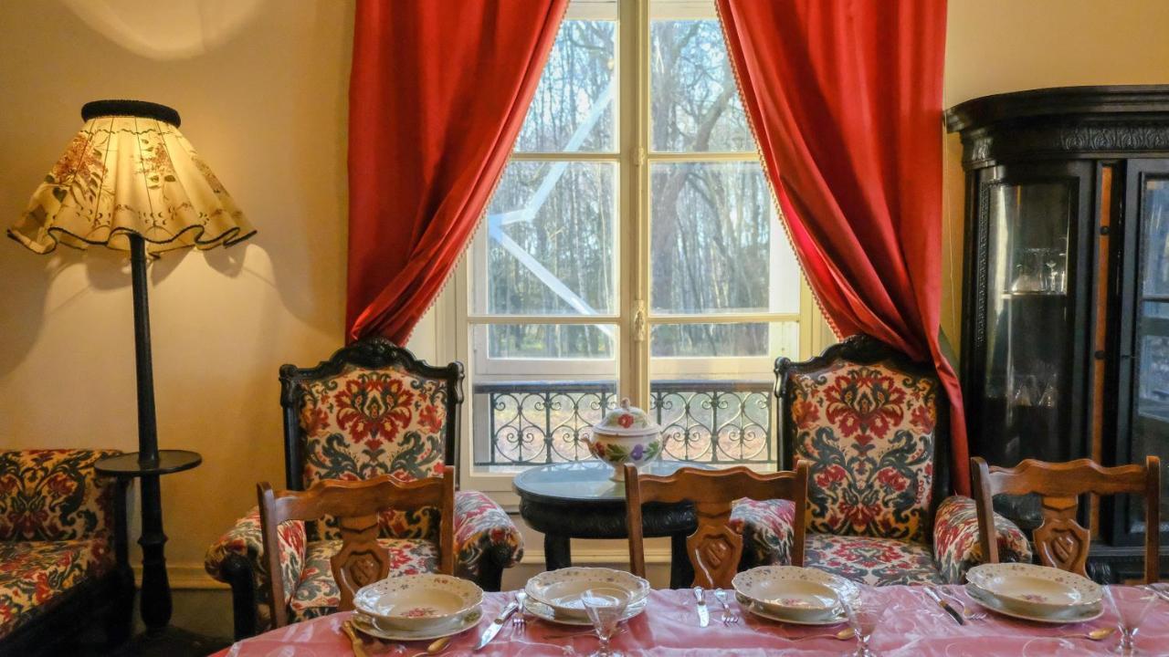 Private Castle With Park - Chateau Guillermo La Moncelle Exterior foto